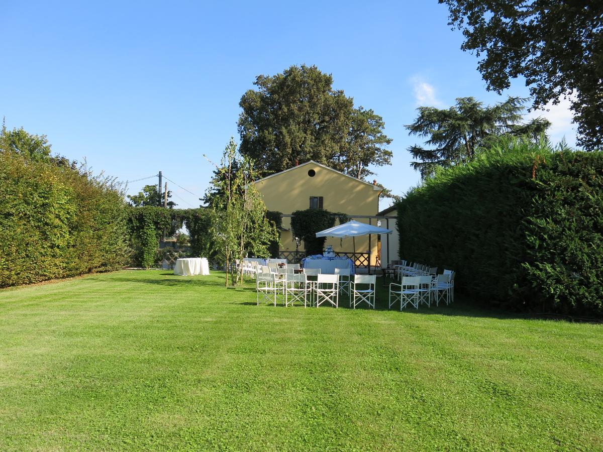 Villa Schiavi Sermide Exterior photo